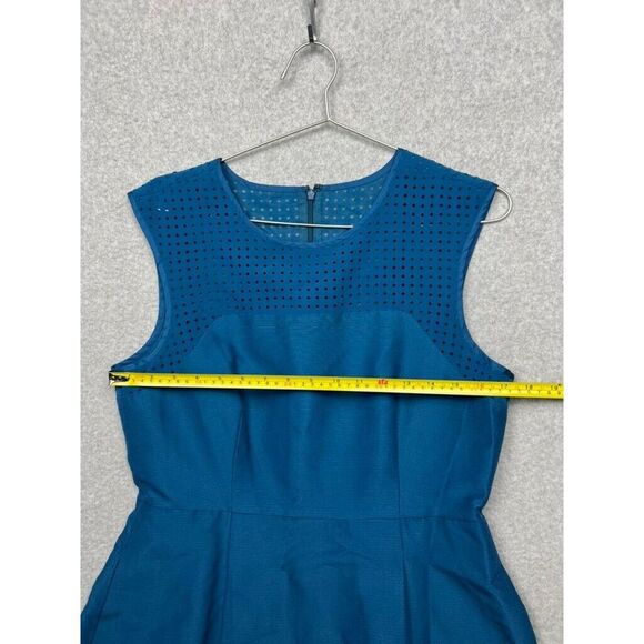 J.Crew Perforated Fit & Flare Silk Blend Dress Wmn Sz 10 Minimalist Simple MCM - Picture 9 of 12